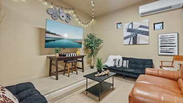 Smart TV, fireplace, offices