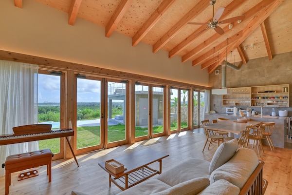 3 bedrooms, free minibar, individually decorated, individually furnished