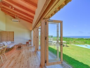 3 bedrooms, free minibar, individually decorated, individually furnished - Ishigaki hills (Ishigaki)