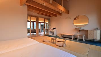 3 soverom, minibar (inkludert) og individuelt dekorert