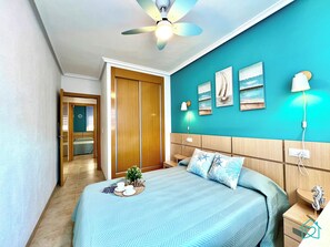 2 quartos, ferros/tábuas de passar roupa, acesso à internet