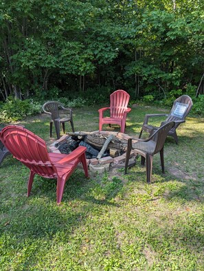 Property grounds - UP Adventure Basecamp with hot tub close to the Porcupine Mountains.
 (Ontonagon)