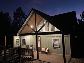 Exterior - New Luxury Cabin/Hot Tub/Fire Pit/Corn Hole/Indoor & Outdoor Fireplaces/Games (Broken Bow)