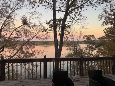 Lakebound and Down! Beautiful waterfront home on Smith Lake