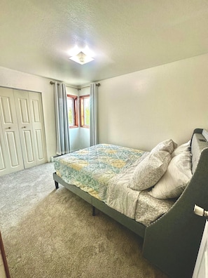 3 chambres, fer et planche Ă repasser, Wi-Fi gratuit, draps fournis