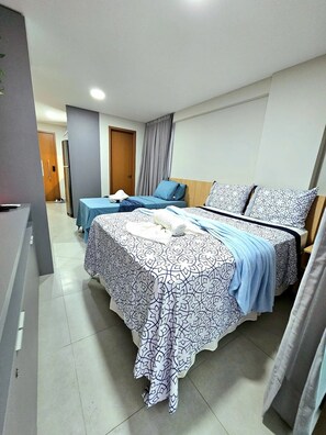1 bedroom, iron/ironing board, WiFi, bed sheets