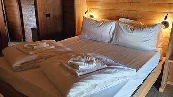 Deluxe-Ferienhaus, Gartenblick | Zimmersafe, schallisolierte Zimmer, kostenloses WLAN