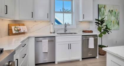 BRAND NEW 6 Bed 9 Bath Luxury Beach House W/Private HEATABLE POOL Steps to Beach