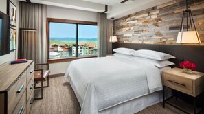 2 間  睡房、書桌、熨斗/熨衫板、可攜式嬰兒床