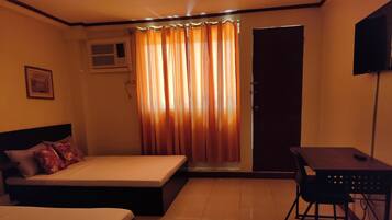 Room | Free WiFi