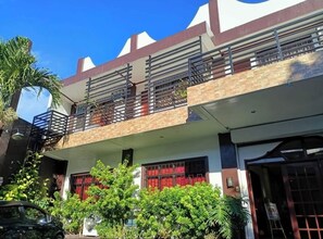 Front of property - Fiesta Ballroom Hotel (Legazpi)