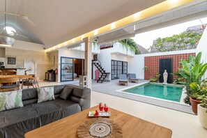 Outdoor dining - Modern Clean 2BR Seminyak \ Pvt. Pool + Rooftop (Badung)