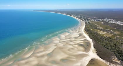 SALT @ Woodgate Beach