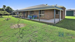 Exterior - Great Family Holiday Home (Woodgate)