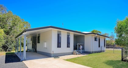 Beach Retreat at Woodgate Beach