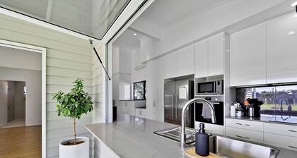 Home Away from Home Escape & Relax