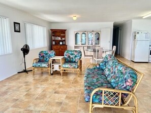 TV, DVD player - Low Set 3 Bedroom Home on the Esplanade (Woodgate)