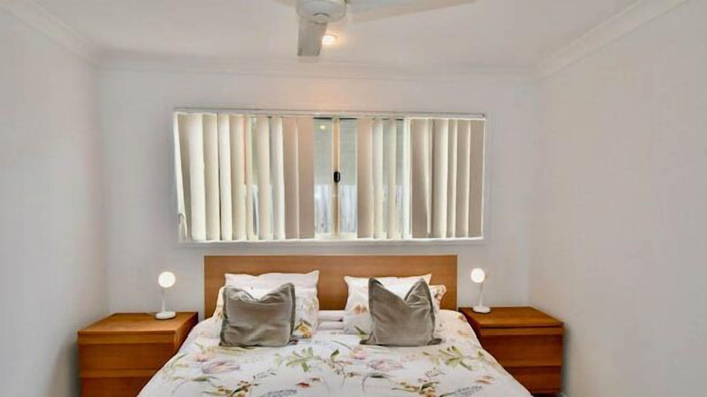 3 bedrooms, iron/ironing board