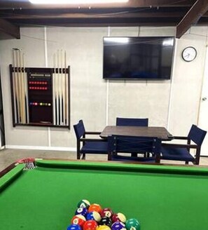 Games room - 'Aleron' One street from the Beach (WOODGATE)