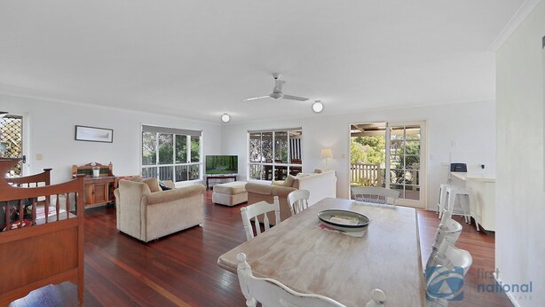 Unclassified image, 1 of 20, button - Lowset Queenslander 1 Street from the Beach (WOODGATE)