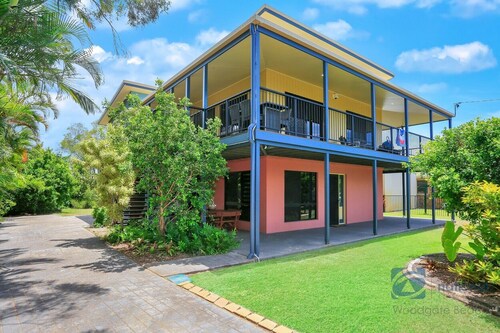 The Perfect Beachside Holiday Destination!