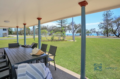 Uninterrupted views of the Ocean from the Verandah