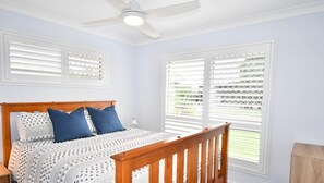 3 Schlafzimmer, Schreibtisch, Bügeleisen/Bügelbrett, kostenloses WLAN