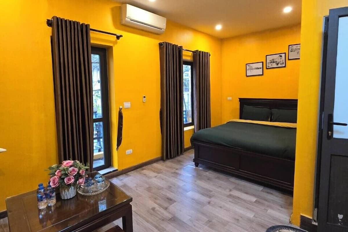 Double or Twin Room | Down comforters, Tempur-Pedic beds, free WiFi, bed sheets