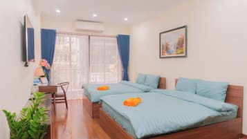 Down duvets, Tempur-Pedic beds, free WiFi, bed sheets