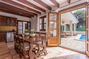 Dining - Villa with 3 bedrooms, pool and barbecue (Can Picafort)