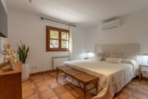 3 habitaciones, tabla de planchar con plancha y wifi gratis
