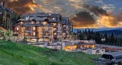 Grand Colorado on Peak 8, 1BD/2BATH Colorado, SKI IN/OUT
