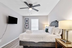 1 bedroom, iron/ironing board, travel cot, WiFi