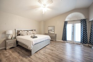 5 Schlafzimmer, Bügeleisen/Bügelbrett, WLAN, Bettwäsche
