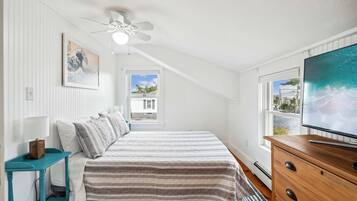 2 chambres, fer et planche à repasser, Wi-Fi, draps fournis