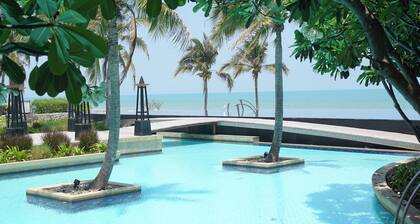 Villa Nilaya  - Beachfront Villa Hua Hin