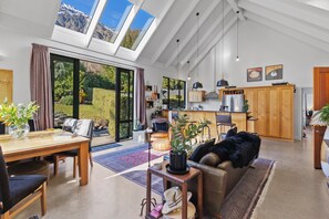 Interior - Club Moana at Oraka (pool, tennis court) (Drift Bay)