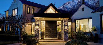 Club Moana at Oraka (pool, tennis court)