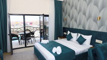 Deluxe Double Room, Balcony | Soundproofing, iron/ironing board, free WiFi