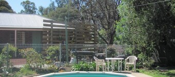 barham colonial motel