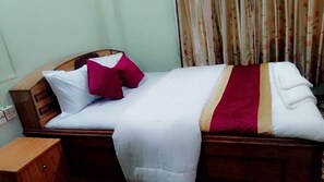 Family Apartment, 2 Bedrooms, Kitchenette, Mountain View | 2 bedrooms, iron/ironing board, free WiFi