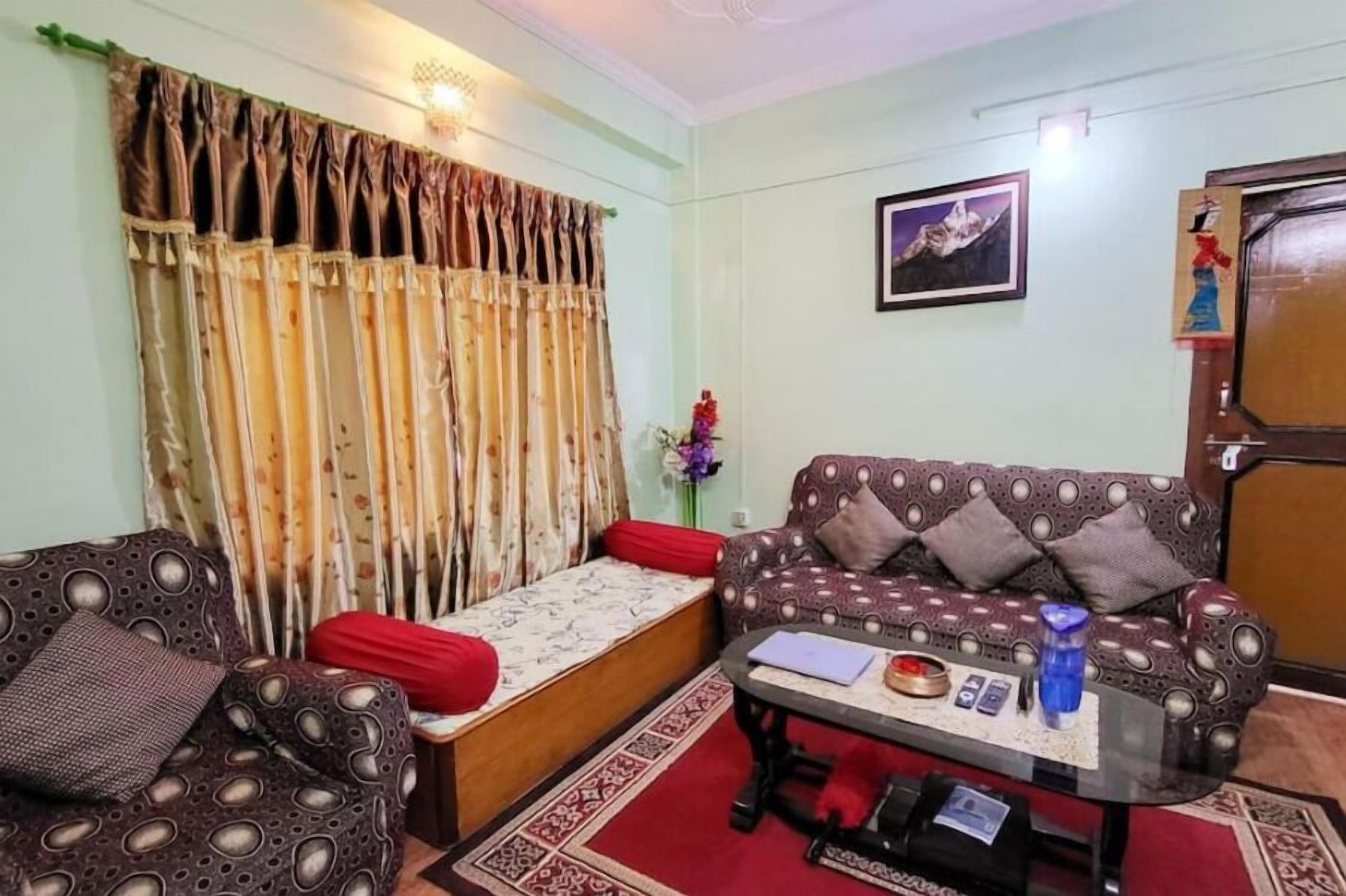 Appartement Familial, 2 chambres, coin cuisine, vue montagne | Coin séjour