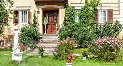 Apartment 'Villa Stumm' with Mountain View, Shared Terrace and Wi-Fi