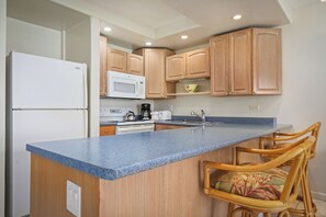 Microwave, dishwasher, blender