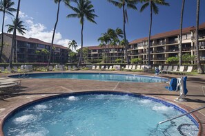 Pool - Papakea Resort - Beautiful 2BR Ocean View Suite - NO Resort Fee (Lahaina)