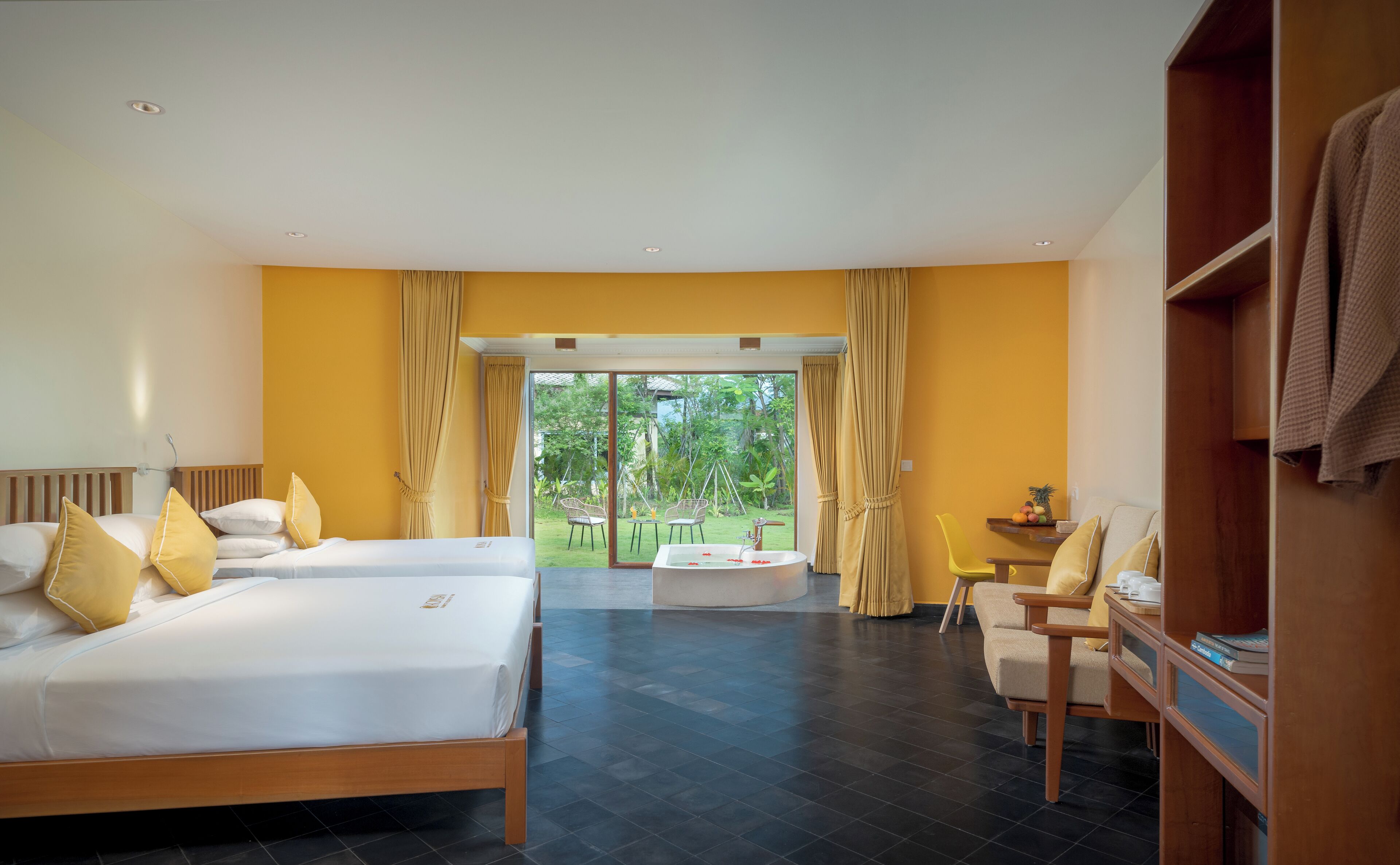 JUNIOR SUITE TWIN | Garden view