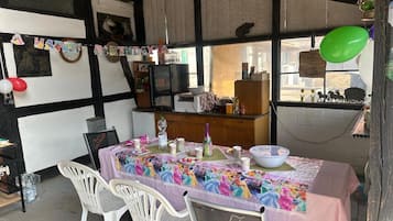 Outdoor dining