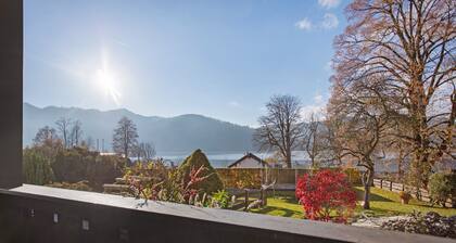 Ferienwohnung "Schliersee" mit Seeblick und Balkon