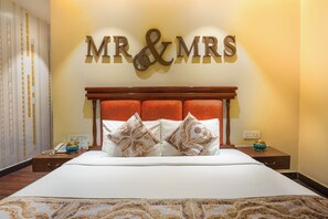 Darbar Luxury Room | Desk, laptop workspace, soundproofing, iron/ironing board