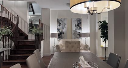 11 Beds - Kleinburg Crown Town Residences